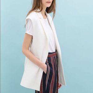 ZARA sleeveless white long blazer